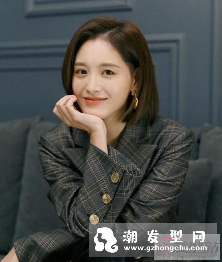 什么短发发型最减龄 耳下短发成女星最佳减龄发型