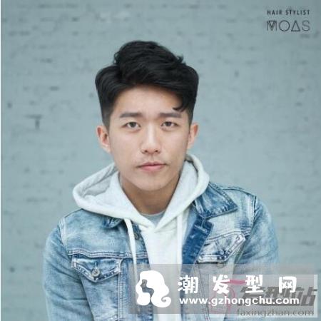 男士三七分偏分发型 跟上韩星风潮并保留自我风格