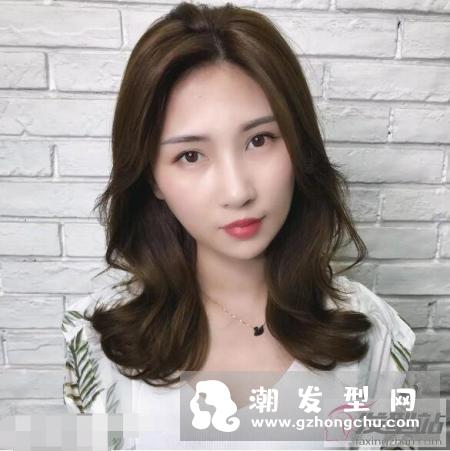锁骨发怎么烫好看 锁骨卷发型不挑人还超耐看