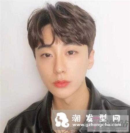 韩式流行“M字头”发型 帅哥发型模板剪这款