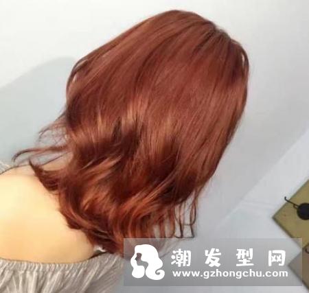 焦糖色头发图片 和棕色头发的区别