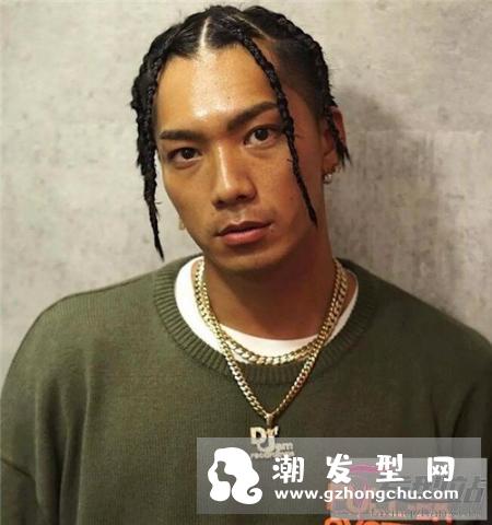锡纸烫爆炸头发型 朋克照样帅翻天