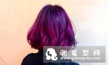 黑蓝色头发打蜡怎么做 和黑色的区别