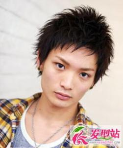 今年流行韩式男发型 小哥哥们剪这样发型都说帅