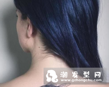 黑蓝色是什么颜色 在阳光下是什么颜色