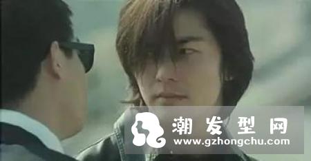 男生长发怎么留