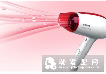 吹风机进水了还能用吗 如何处理