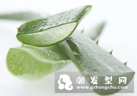 卷发棒烫到脸怎么办 会留疤吗