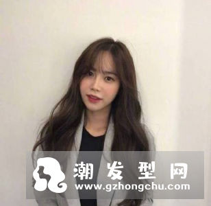 适合秋冬的棕色系发型图片2018 发色有哪些