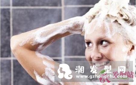 烫染后发质变差怎么办？烫染头发后护理方法