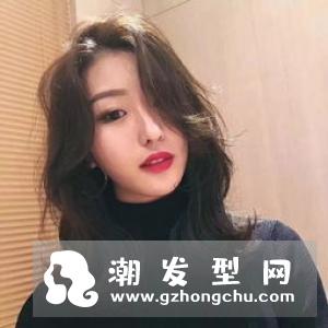 秋冬卷发热度不减,特别是羊毛卷发超多女星都纷纷换上