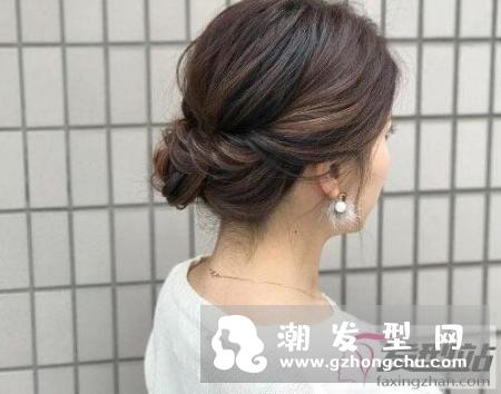 日系女生盘发发型教程 甜美又温柔尽显女人优雅韵味