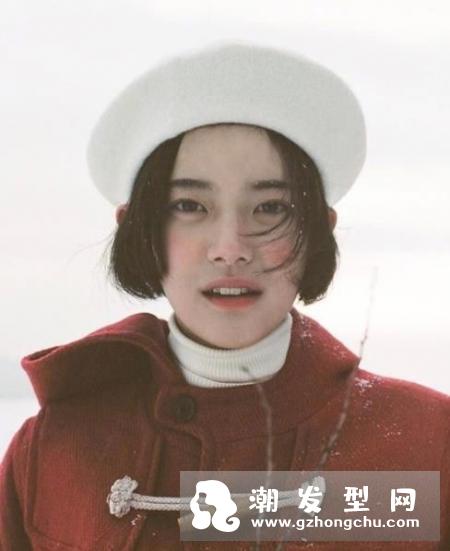 2018女生最流行的短发发型图片 空气刘海还是内扣好看