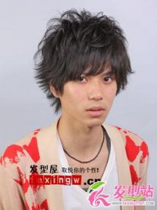 好吧,男生也要精致!推荐一组适合年轻帅气小哥哥的烫发发型