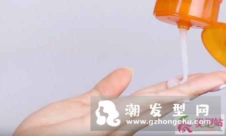 烫发染发后要怎么吹头和整理 受损过的头发不能用毛巾擦