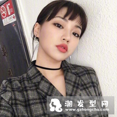 女生发际线高适合刘海吗 适合什么刘海