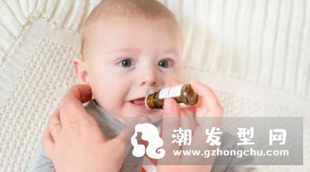 染奶奶灰头皮多处发红是怎么回事?染发过敏怎么办?
