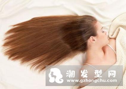 头发干枯发质差　怎么护理头发好