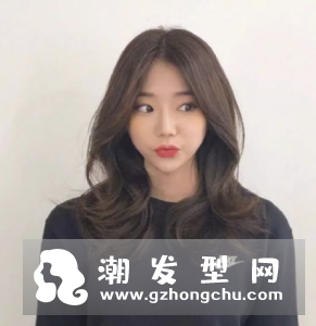 2018流行卷发发型图片 小波浪卷怎么打理