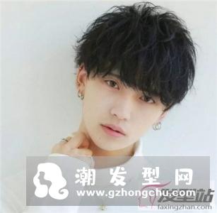 男生烫发流行款 空气感纹理烫