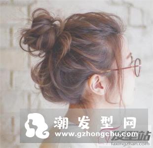 日系蓬松感盘发 减龄显少女萝莉