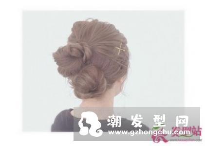 自己简单盘发发型 低丸子头温柔典雅
