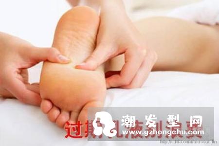 护发素过期了还能用吗 过期护发素的清洁妙用