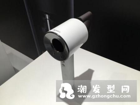戴森吹风机有几个型号 戴森吹风机白色和红色有什么区别