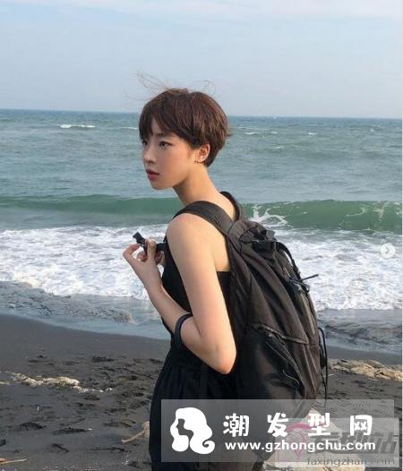 女生剪什么短发最好看 高层次切短发人气最高！