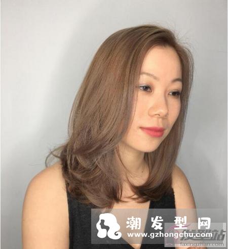 发尾纹理烫女生最爱款 就要这种电棒卷度！