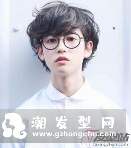日系少年感发型 清新自然小鲜肉必备