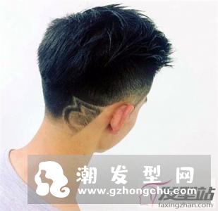 男生undercut雕刻发型 两边铲 推后脖设计
