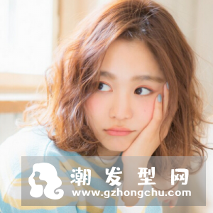 齐肩短发烫什么卷好看 水波纹卷发器怎么用