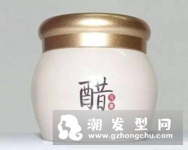用什么洗发水可以让头发变蓬松 这些方法让你头发蓬松有型