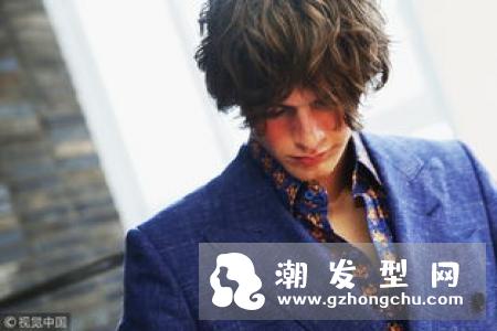 脸瘦长的男生发型 轻松塑造完美脸型