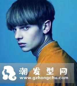 简单帅气初中男生发型 选对发型颜值提升不止一点点