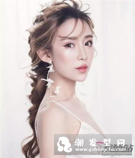 法式浪漫新娘妆发 “抽丝感”引领绝代风华