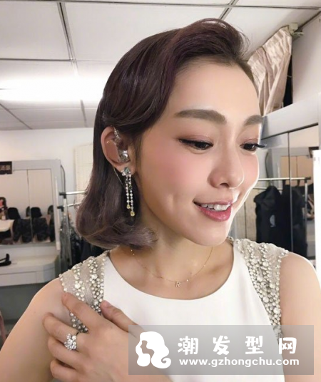 范玮琪橘红色发型图片 短发颜色头发盘点