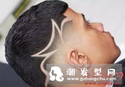 两边头发剃光发型雕刻 超火的型男发型款式