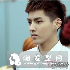 男生刘海发型两边剃掉 用刘海诠释帅气男人味