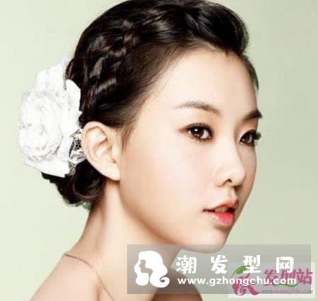 新娘盘发发型图片大全 蓬松花苞头盘发奢华迷人