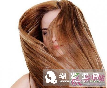 头发出油厉害怎么办 控油洗发水控制头发出油真的有效？