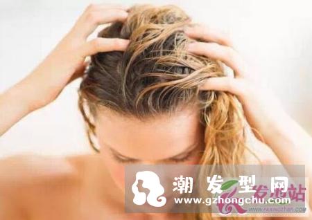 夏季头发油多怎么办 六个生活小妙招摆脱头发油腻