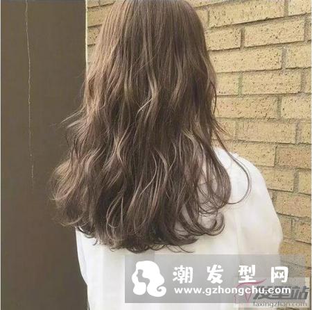 随意自然微卷长发发型 看这20款就知道了卷发有多美