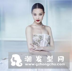 新娘穿旗袍适合什么发型 婉约迷人盘发显完美身材