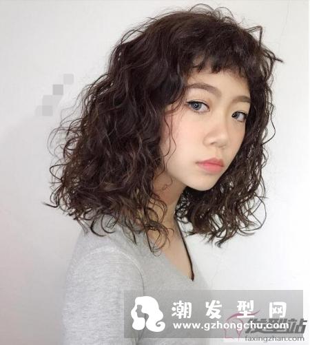 复古嬉皮卷强势侵袭中 只要这样卷绝对有型！
