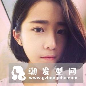 女生卷什么发型显性感 空气感烫卷诠释你的性感魅力