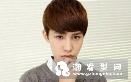 适合20岁校园男生发型 阳光青春校草属于你
