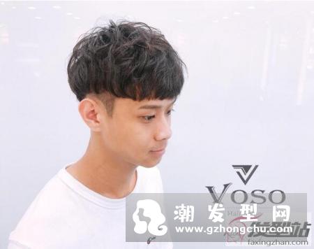 今年最流行的发型男 帅气黑发造型man味喷炸