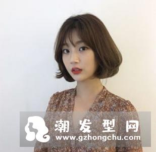 女生文艺风卷发发型 这样烫温柔迷人小清新